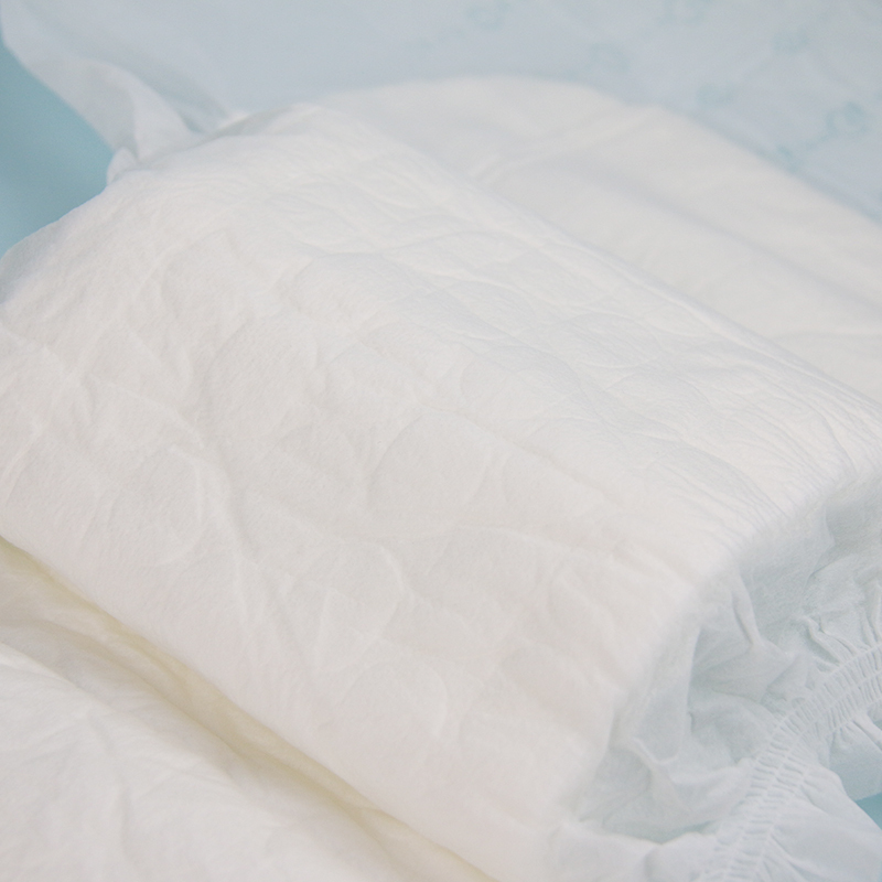 Pannolini per adulti per uso degli uomini anziani