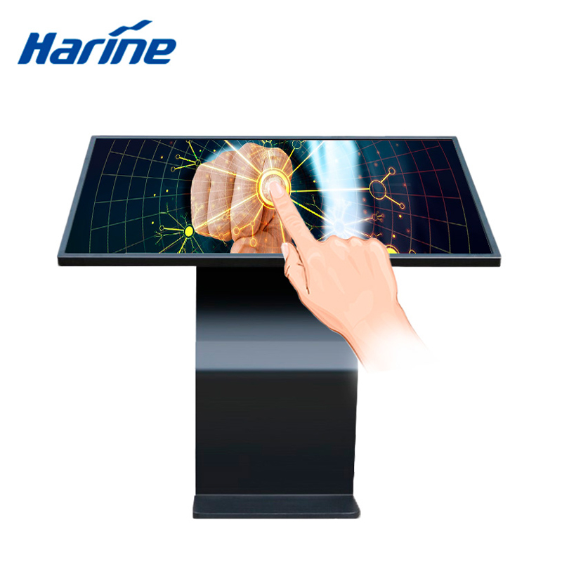 Paparan pengiklanan skrin sentuh digital 55 inci / 66 inci / paparan papan tanda digital / papan menu digital / paparan digital yang diketuai / papan digital