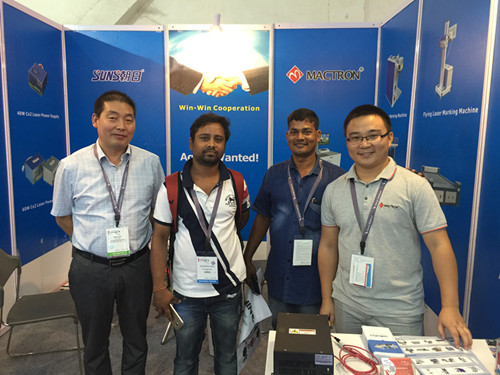 Visita de clientes de India Keith CNC equipment PVT., Ltd