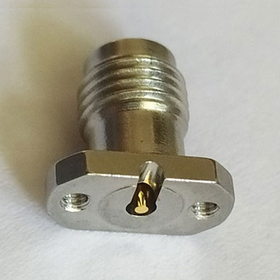 SMA-KFD216FB-1 Fuzz Button connectors，CPW / Microstrip Vertical connection, Solderless CPW/Microstrip