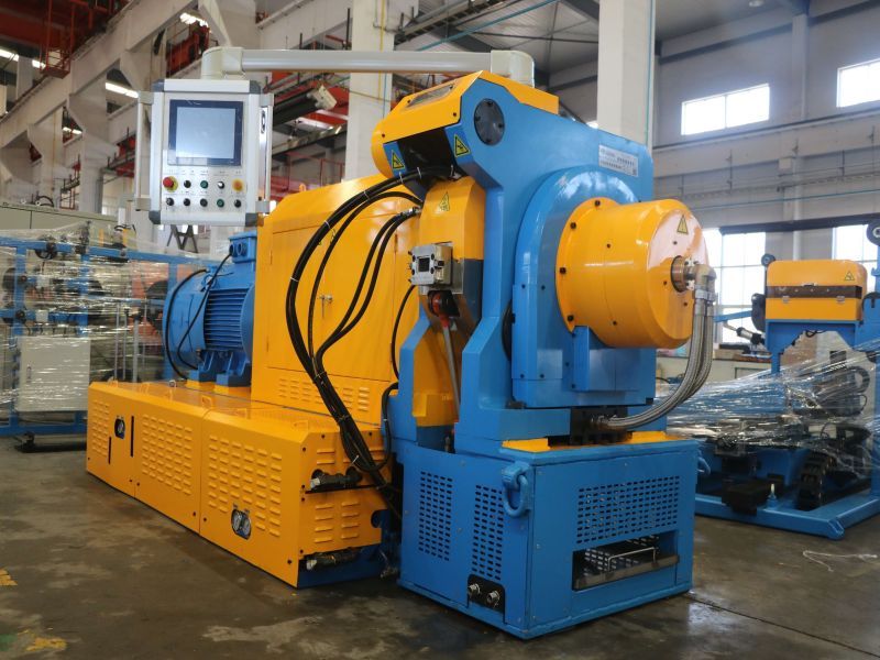 Continuous Extrusion Machine for Copper Flat Wire