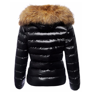 Women's winter quilted short down coat with faux fur hood