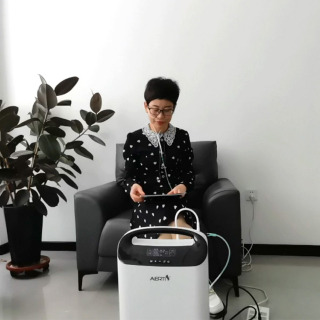 Fabrikpreis für Sauerstoffgenerator, tragbarer Mini-Sauerstoffkonzentrator