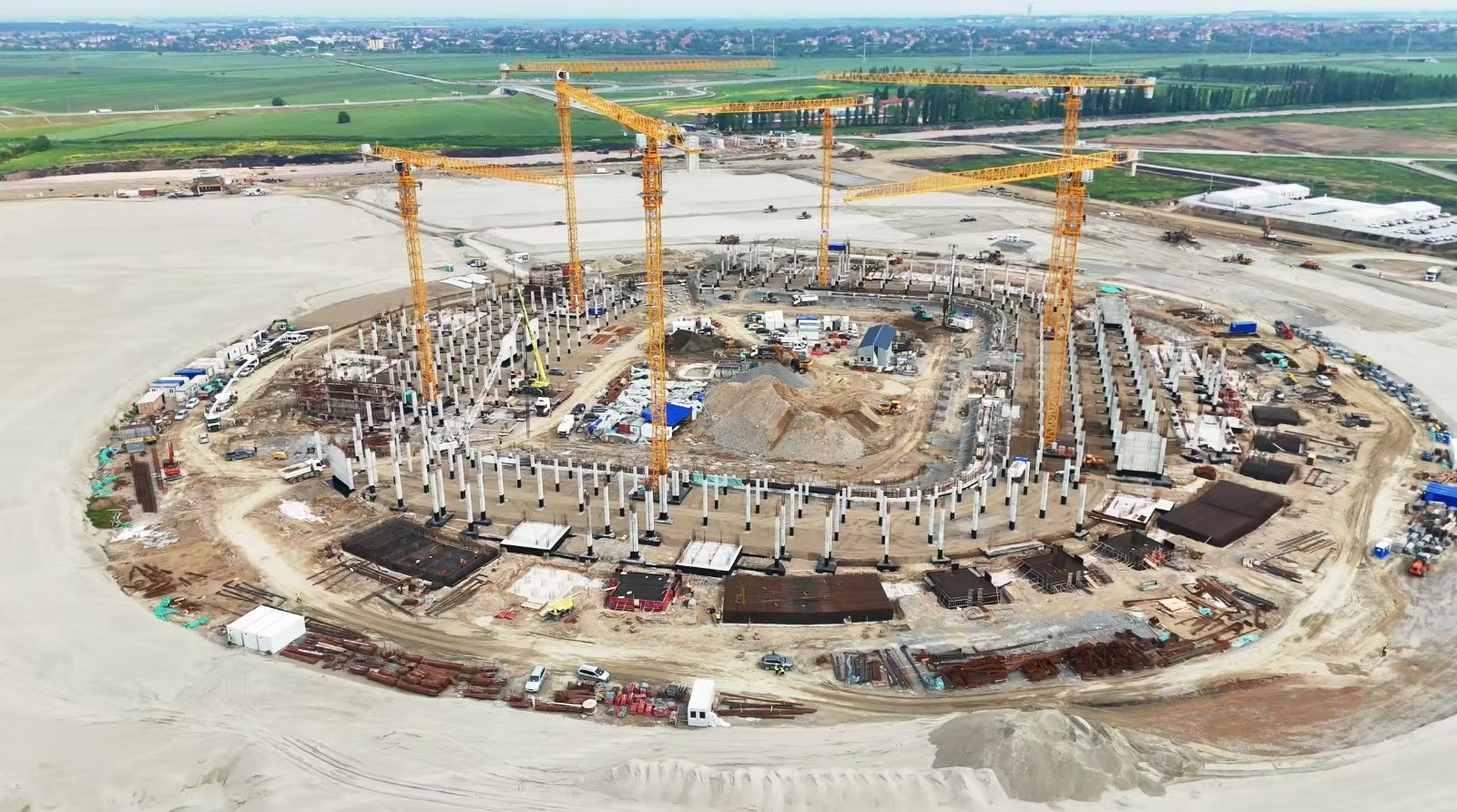 jib 75m topless tower crane