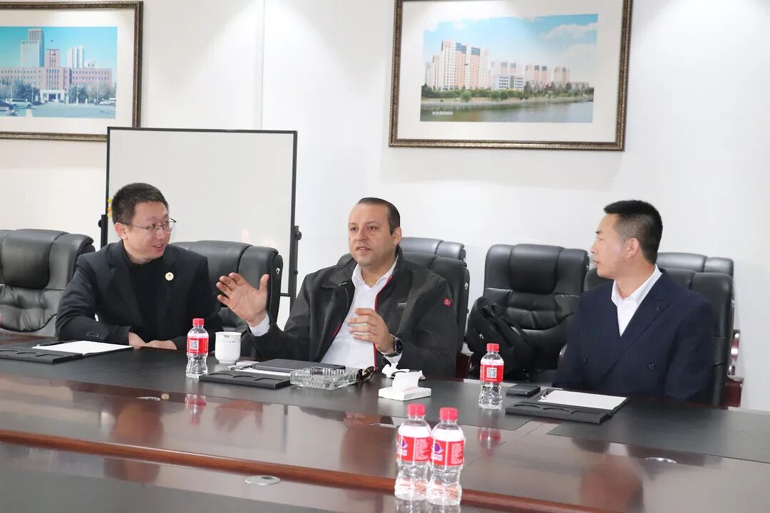 jib 70m topless tower crane