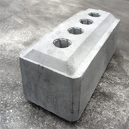 Aluminum carbon anode block