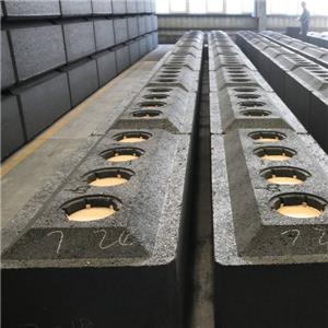 Isostatic Graphite Anode Block With S 2-2.2% For Metallurgy