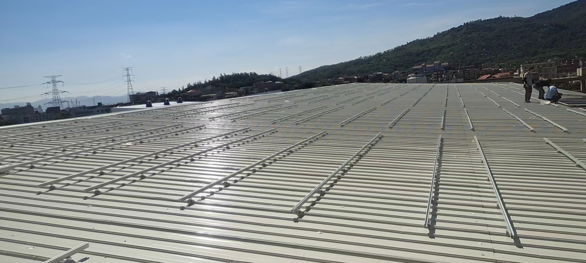 400KW Matel Roof solar mounting system in Fujian China