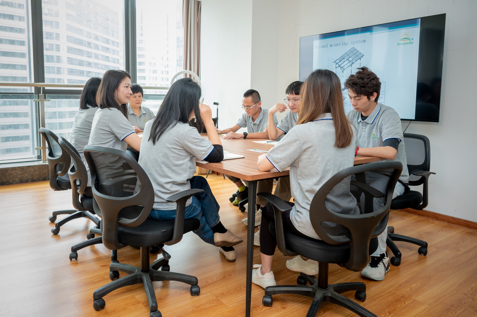 営業部の打ち合わせ