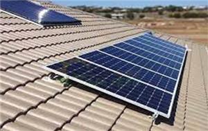 How will the community solar project help fight fuel poverty?