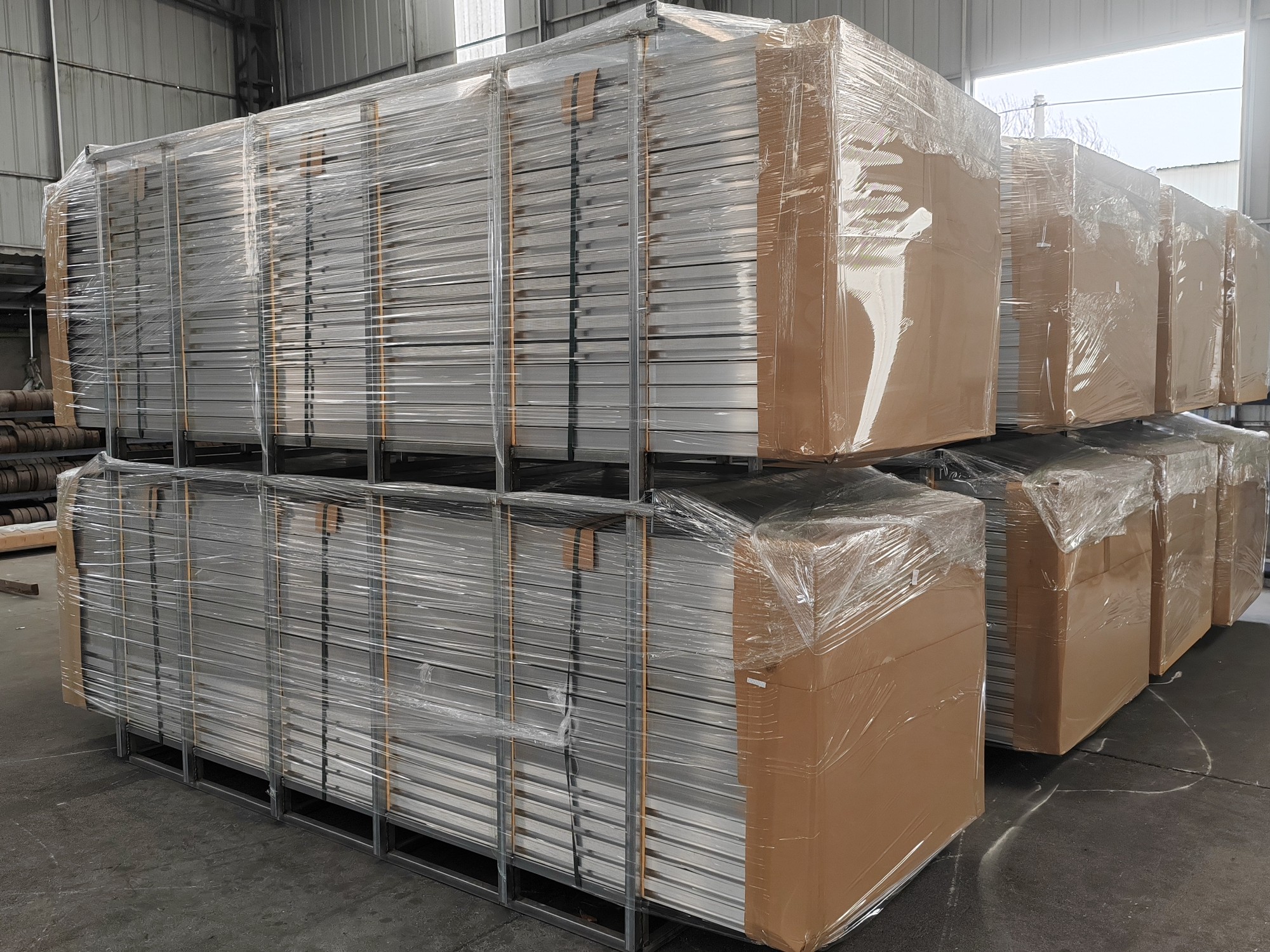 Imballaggio sicuro e resistente per garantire un trasporto a lungo termine