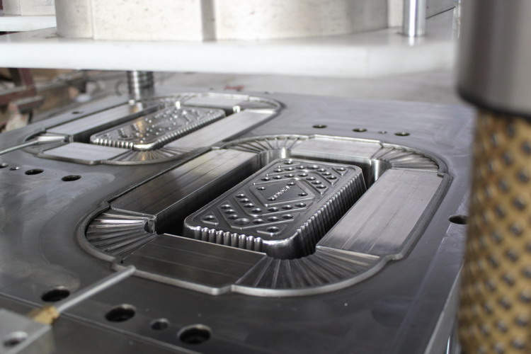 Full Size Rectangle Aluminium Foil Container Mould