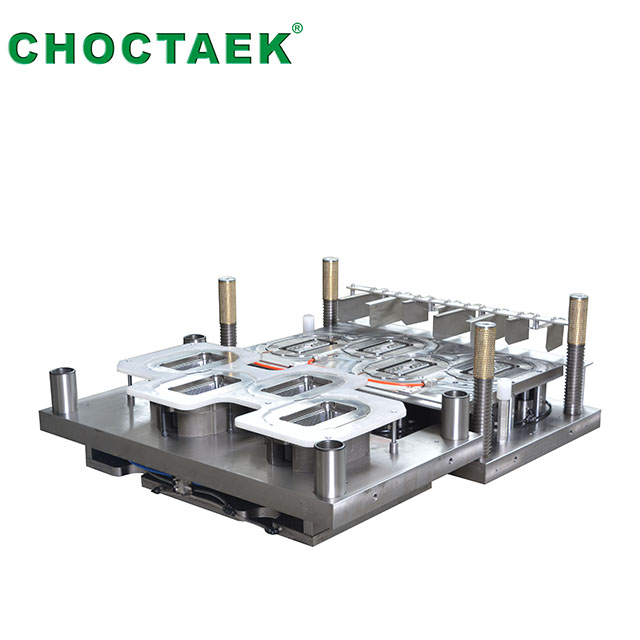 8325 Aluminium Foil Container 4 Cavities Mould