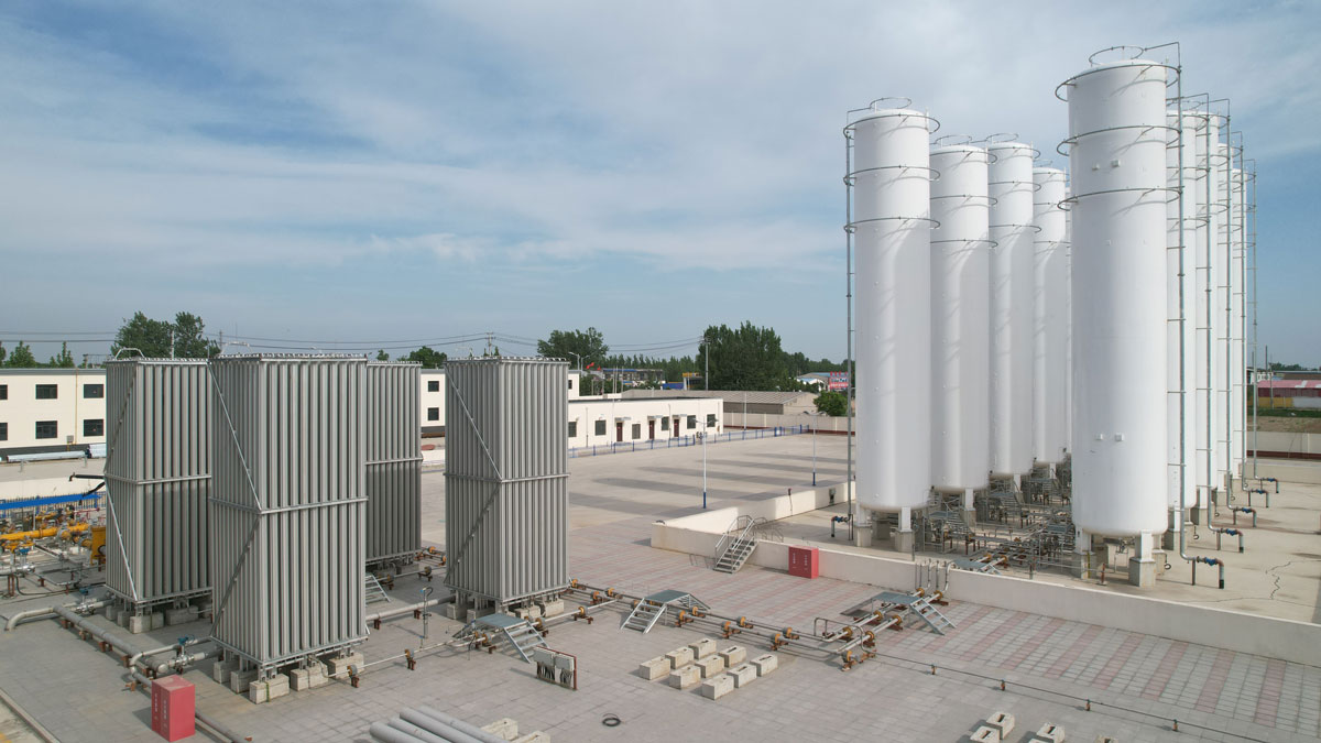 Development of cryogenic storage tanks