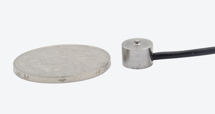 Miniature load cell sensor