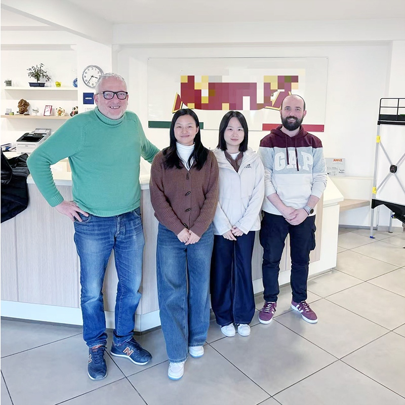 On April 7th, 2025, SOP team visited customers in Italy.