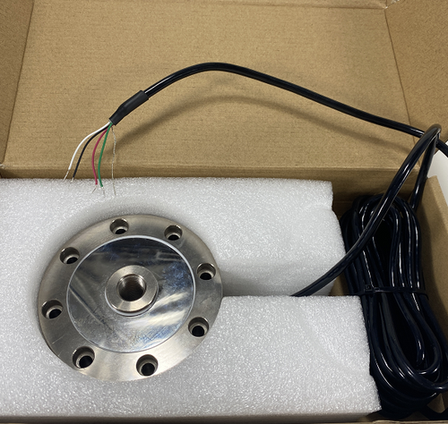 Application of spoke weighing sensor in weighing system of material tank