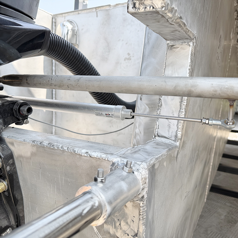 Linear displacement sensor Linear displacement sensor