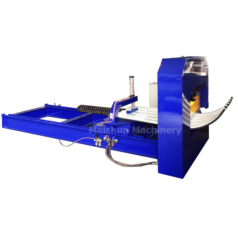 Machine incurvée de sertissage de toiture en métal