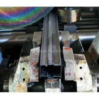 Petit pain de cadre de fenêtre de preuve de feu formant la machine