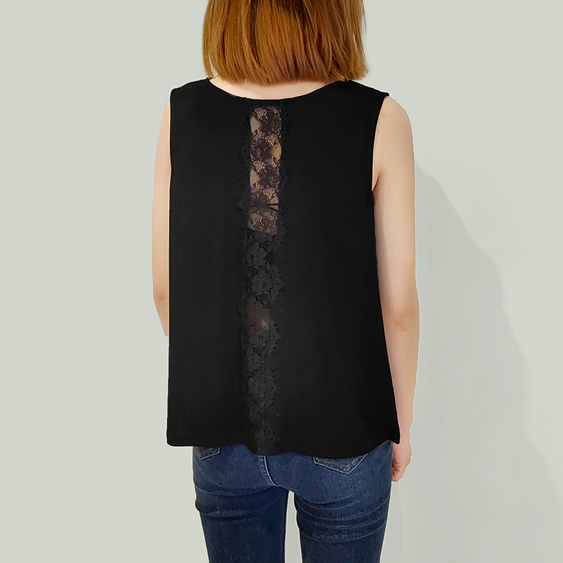 Sleeveless Tops with lace