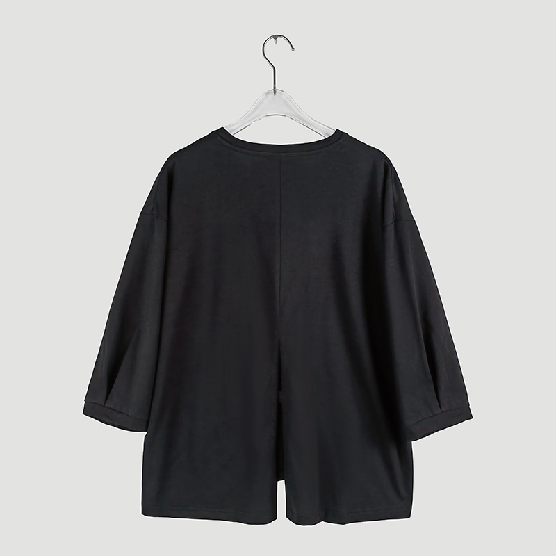 vent at back black knit blouse