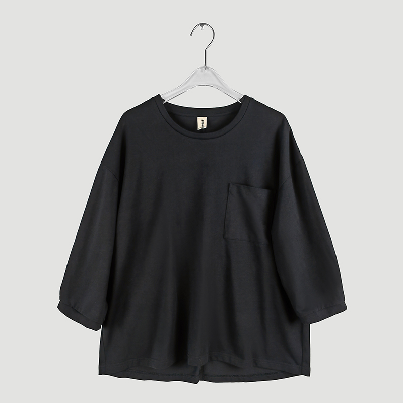 vent at back black knit blouse