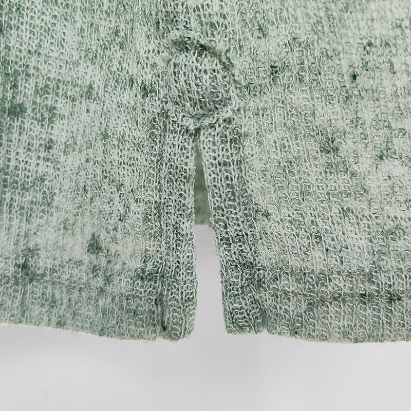 light green knit long sleeve shirts