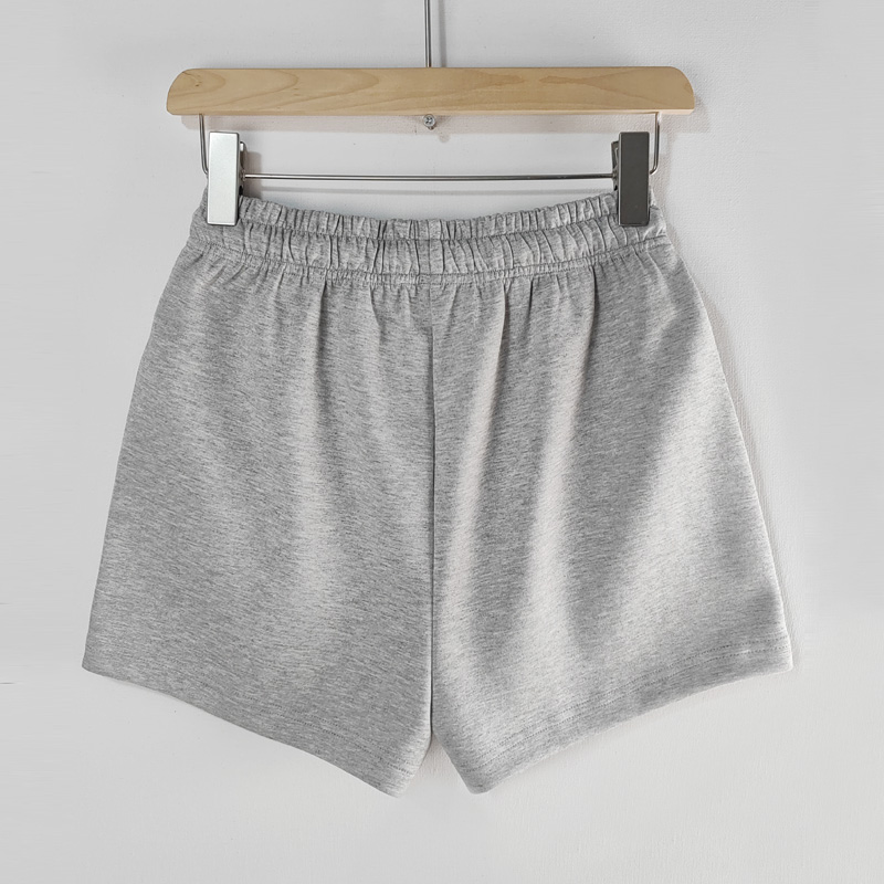 elastic knit shorts