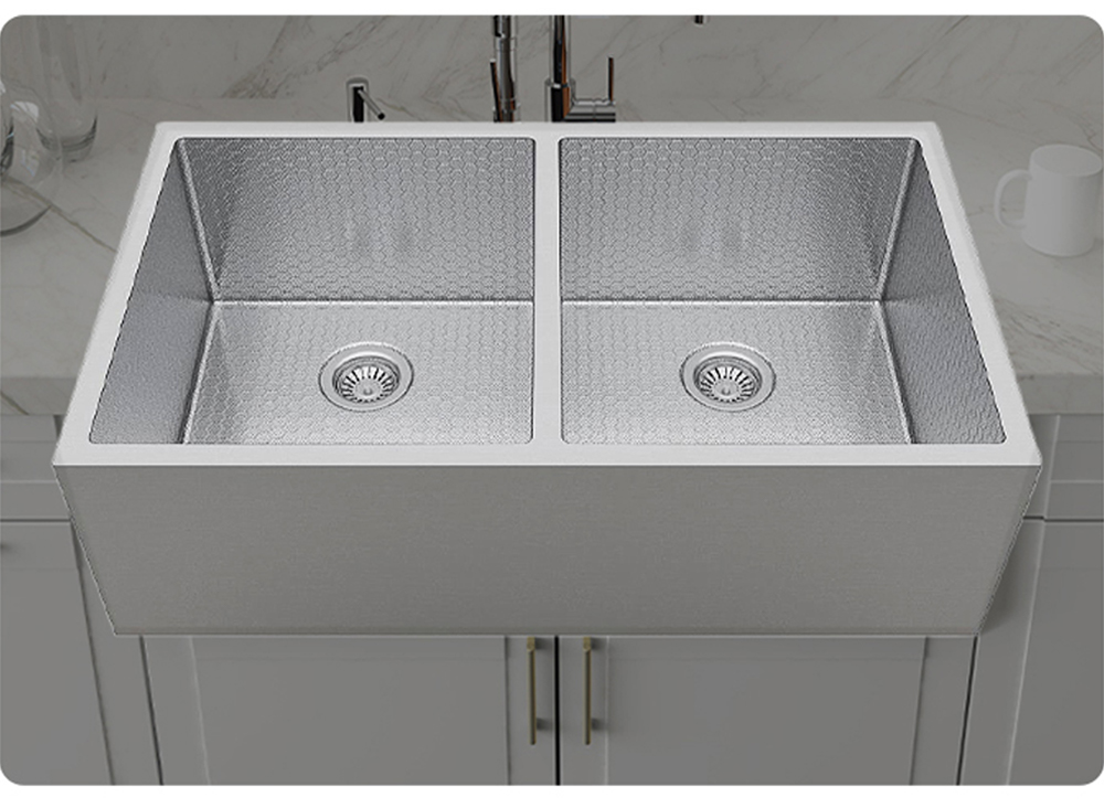 Farmhouse sink