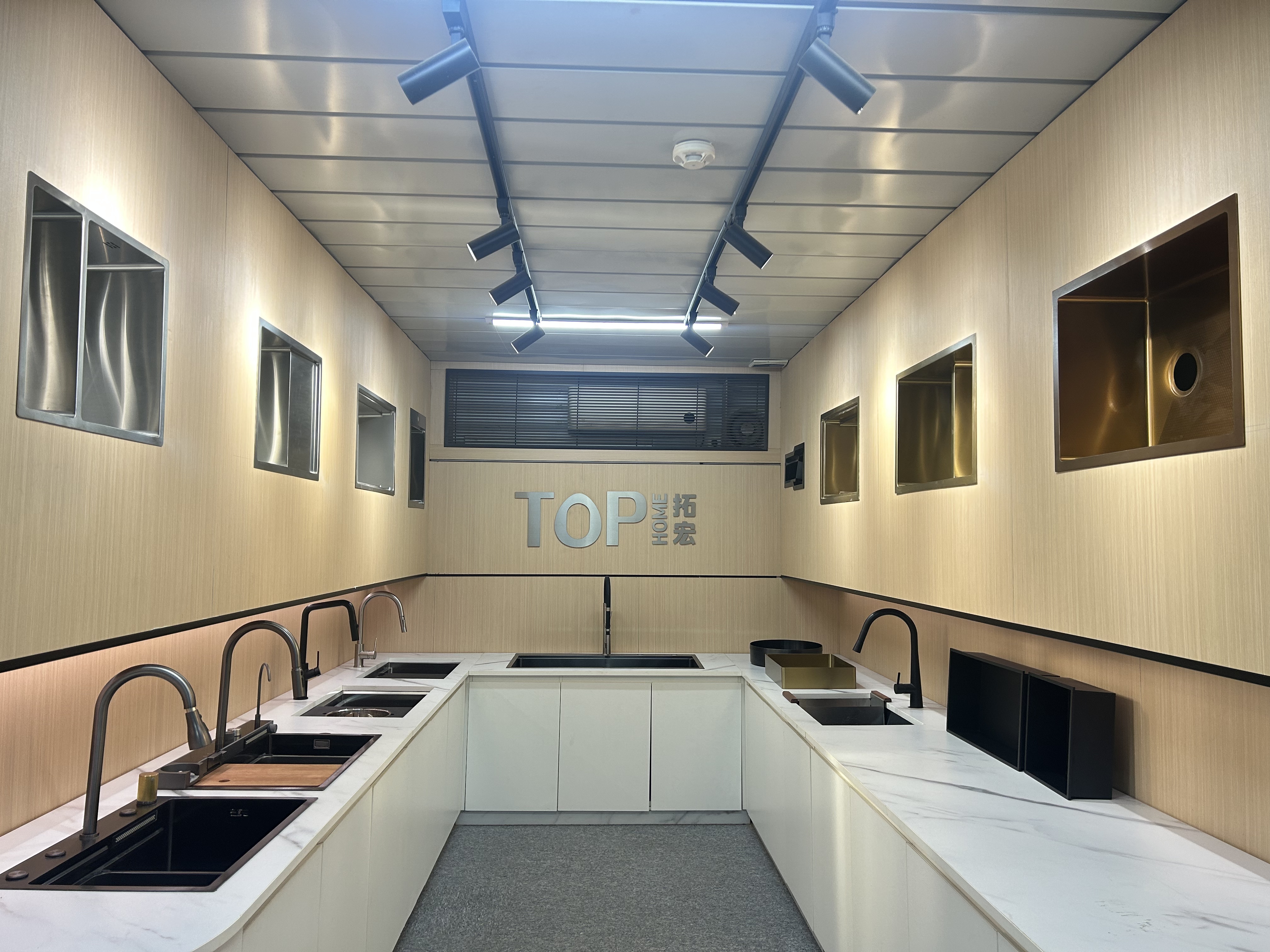 Phòng trưng bày mới của Tophome sẽ giới thiệu bồn rửa nhà bếp và phòng tắm