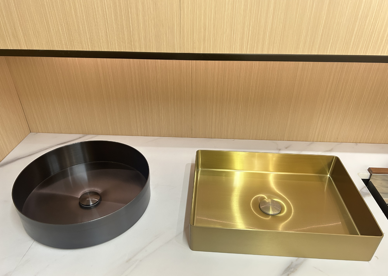 stainless steel sink