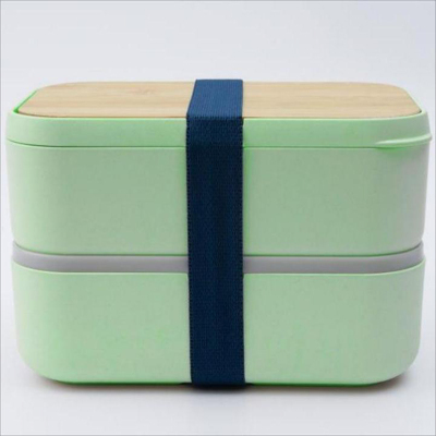 Biodegradable plastic lunch boxes