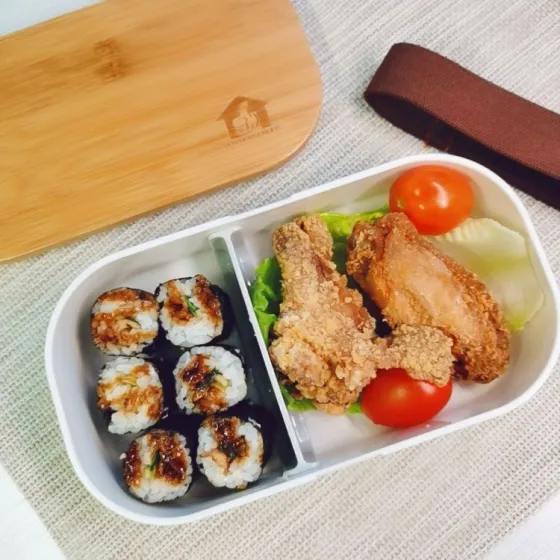 Hoe maak en onderhoud ik een bamboe lunchbox schoon?