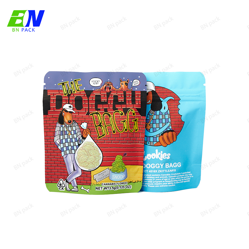 Sacchetto di cibo Doypack stampato personalizzato Soft Touch Borse in Mylar Borsa di cannabis con cerniera a prova di bambino