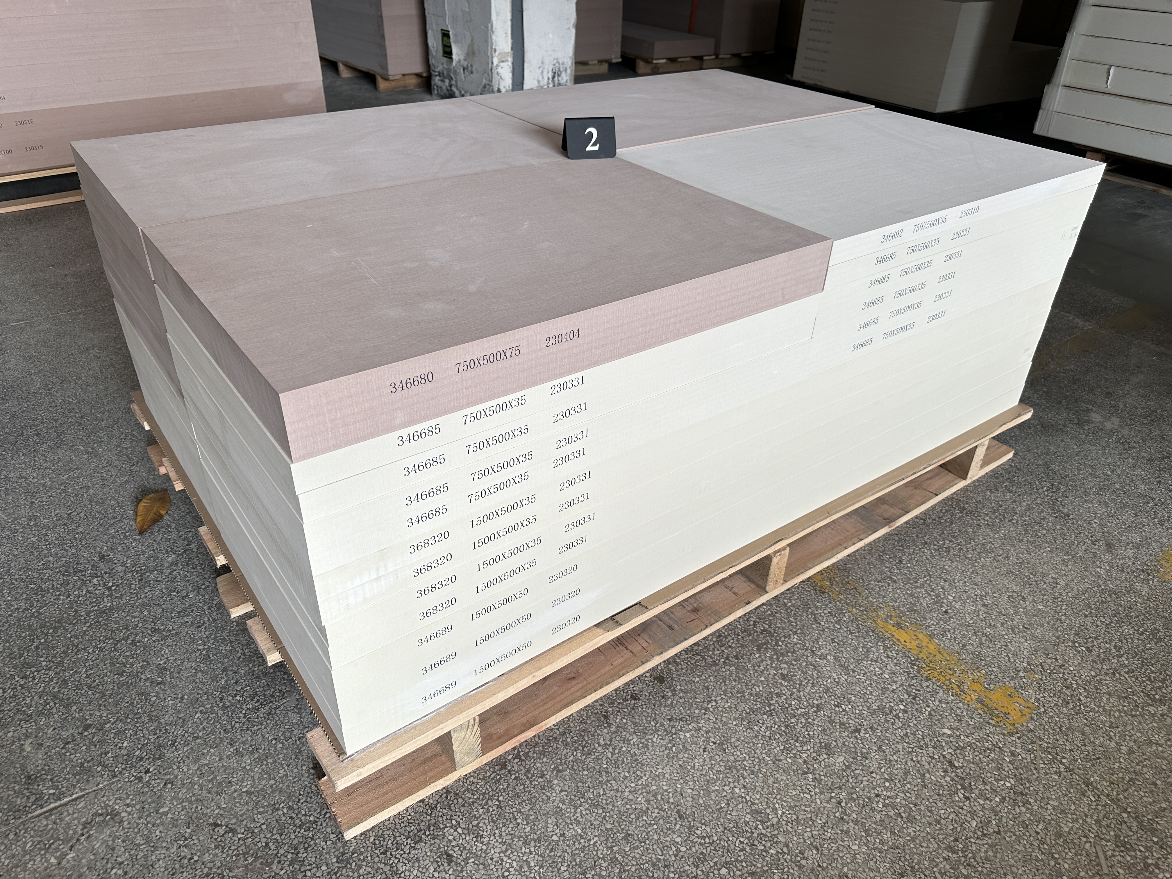 डीक्यू का टूलिंग बोर्ड एयरोस्पेस उद्योग के लिए गुणवत्ता आश्वासन प्रदान करता है