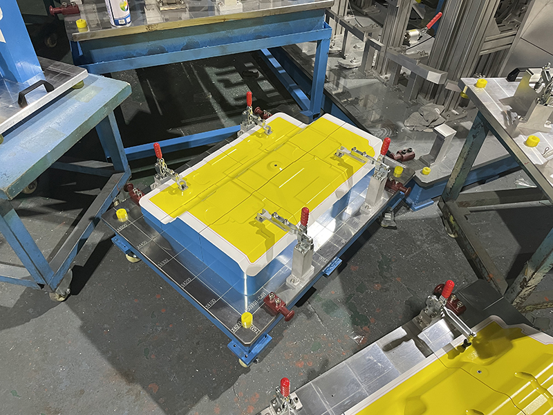 Which industries use PU tool boards