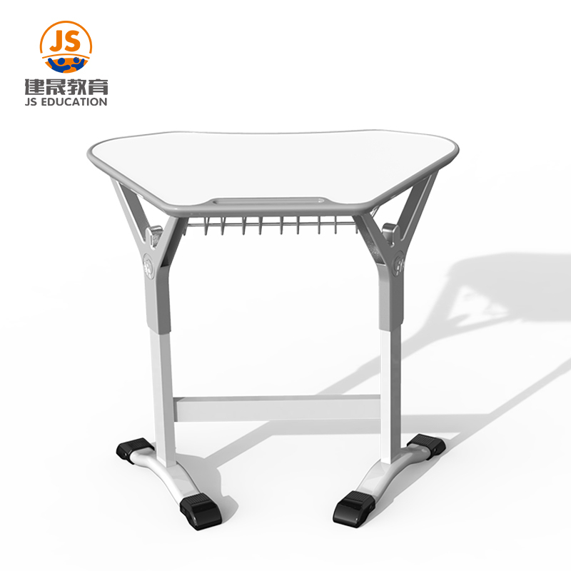 Diákasztalok és székek kombinált iskola