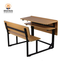 Table d'étude avec chaise pour étudiants