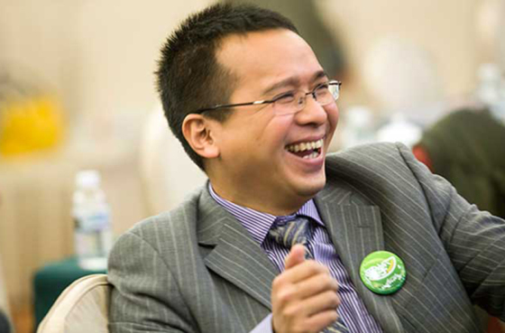SEÑOR. JACK LIN, líder de la industria china de mobiliario escolar.