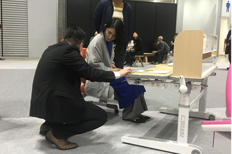 Istudy Table And Chair Debut At The Japan Exhibition