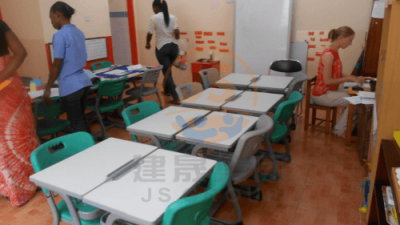 Caso de proyecto de mobiliario escolar en Ghana