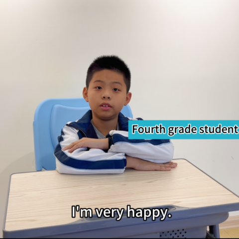 जियानशेंग ग्रुप कूल रेस्पिट डेस्क और चेयर छात्र साक्षात्कार