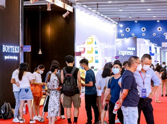 Jiansheng Iskolai Bútor Csoport a CIFF kiállításon