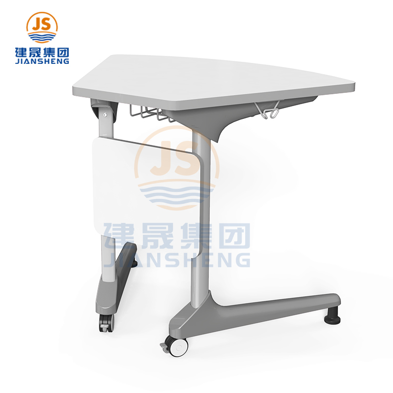 Умни класни бюра и столове за съвместна работа с ученици