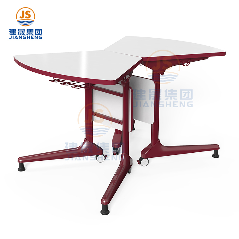 Умни класни бюра и столове за съвместна работа с ученици