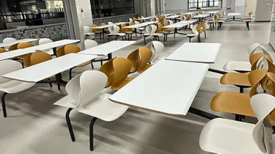 ज़ियामेन इंस्टीट्यूट के लिए जियानशेंग फ़र्नीचर की वन-स्टॉप रेस्तरां फ़र्नीचर परियोजना