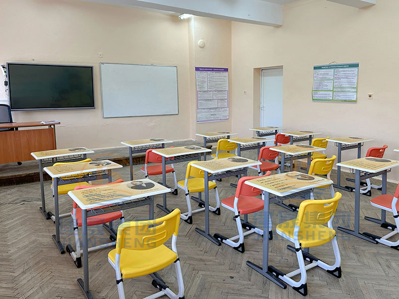 student table and chair