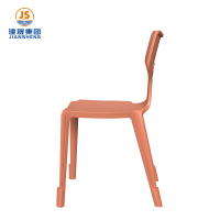 Ергономске студентске столице које се могу сложити једна на другу за учионицу