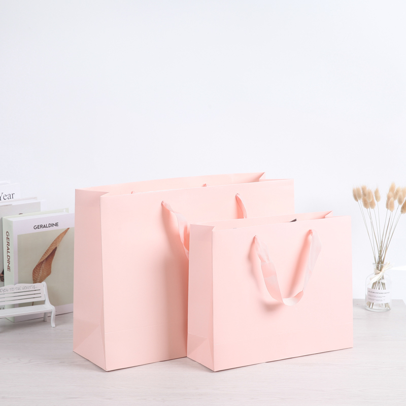 Scénarios multi-usages Achats de couleurs personnalisées Sacs d'emballage en papier